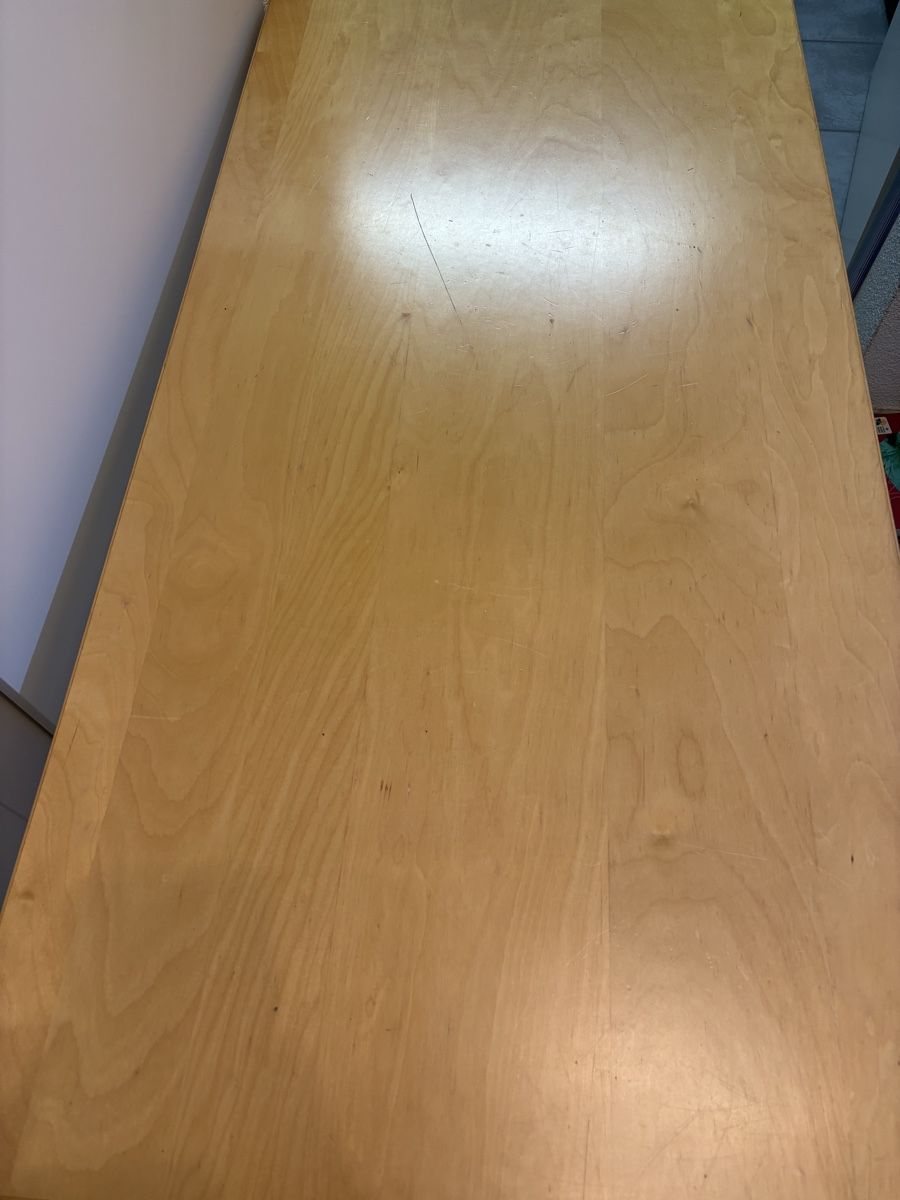 Tische: Holztisch für 1 Fr. – Gebraucht aus Russikon von sve_v78w 1