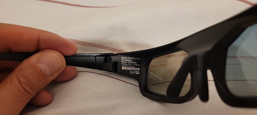 Occhiali & Lenti: Epson 3D Brille 2 Stück – Usato da St. Gallen venduto da igo_k986 2