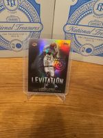 Topps LeBron James Levitation Lakers