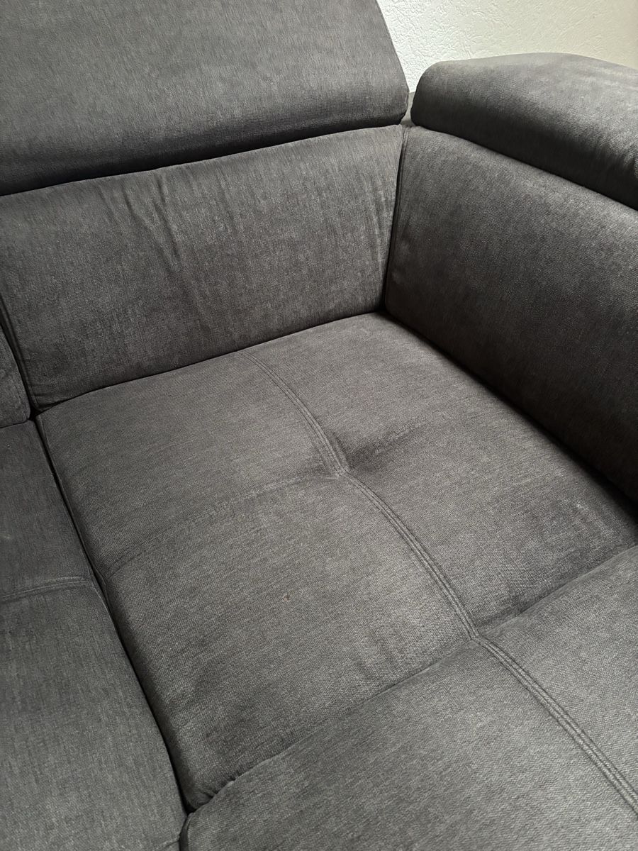 Conforama Divani: Ecksofa mit Schlaffunktion & Stauraum , gut erhalten – Usato da Biel/Bienne venduto da nig_j8st 9