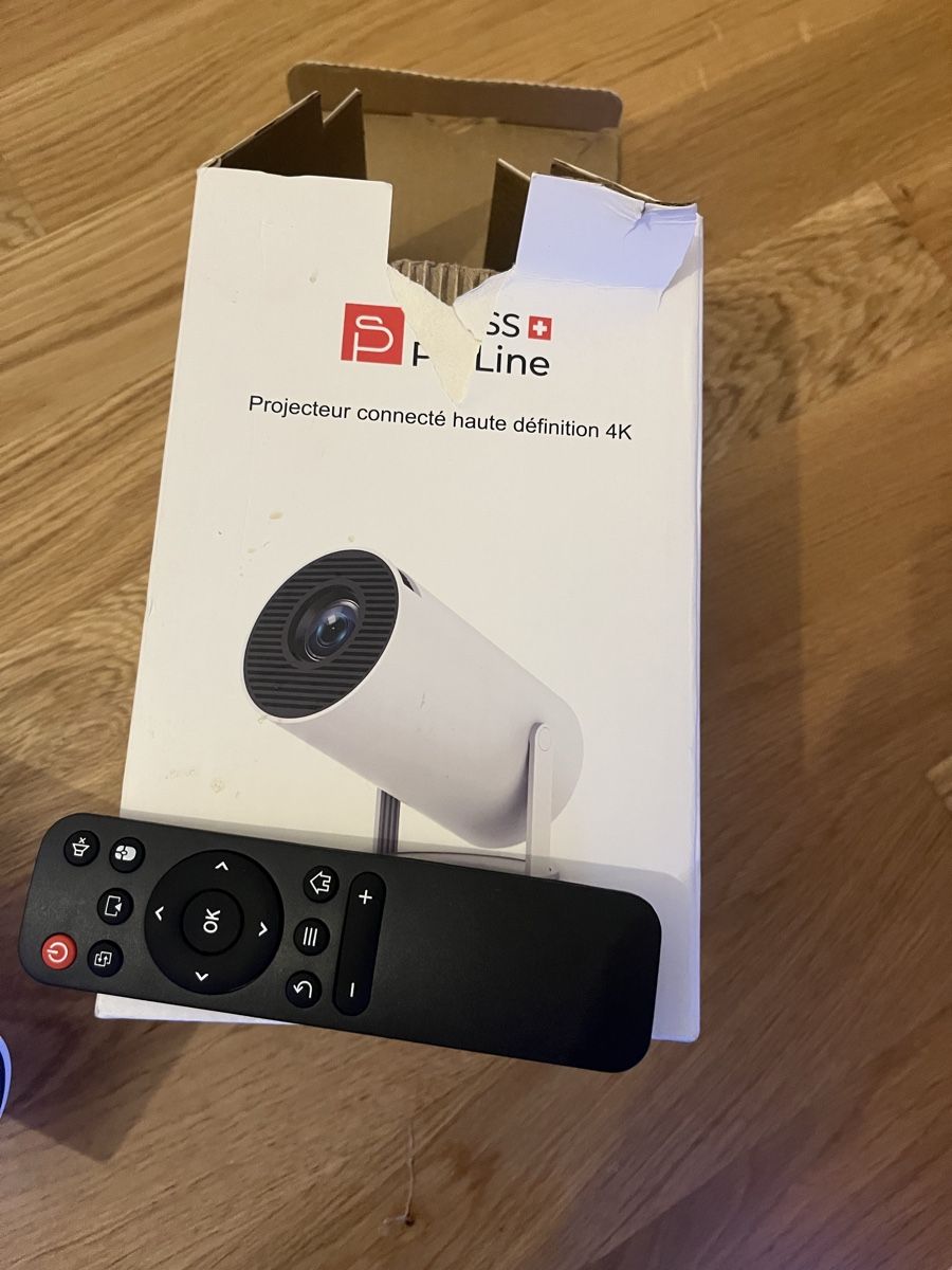 Vidéoprojecteurs: Swiss proline – Neuf (Voir description) à Murten par fab_q7kf 3