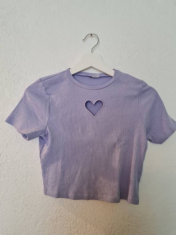 Blouses, T-shirts & Tops: H&M T-Shirt – D'occasion à Laufen par Loli42