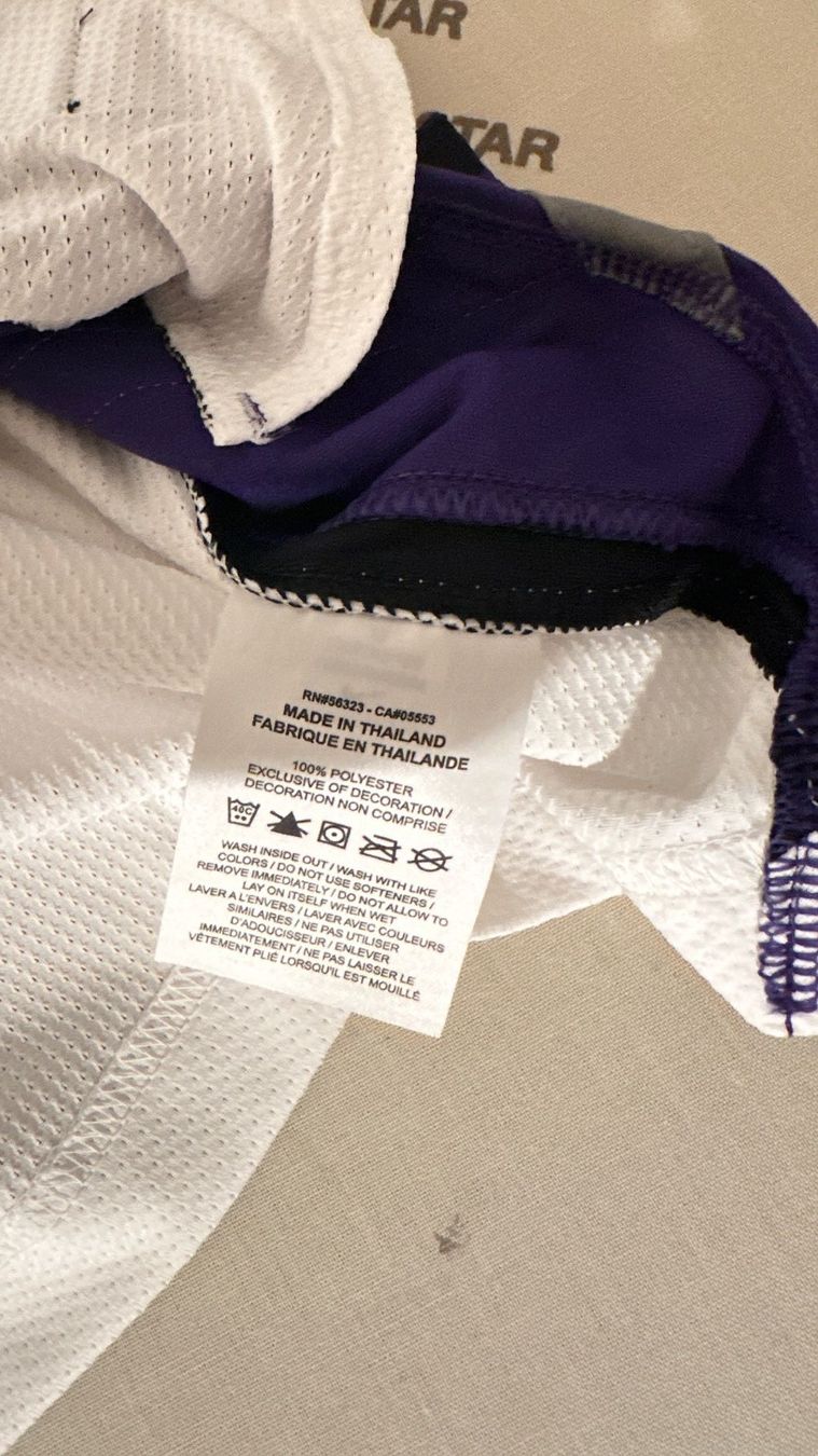 Nike Canottiere & Pantaloni: NBA Sacramento Kings Authentic Association Jersey – Nuovo e nell'imballaggio originale da Zürich venduto da SisterCarrie 7