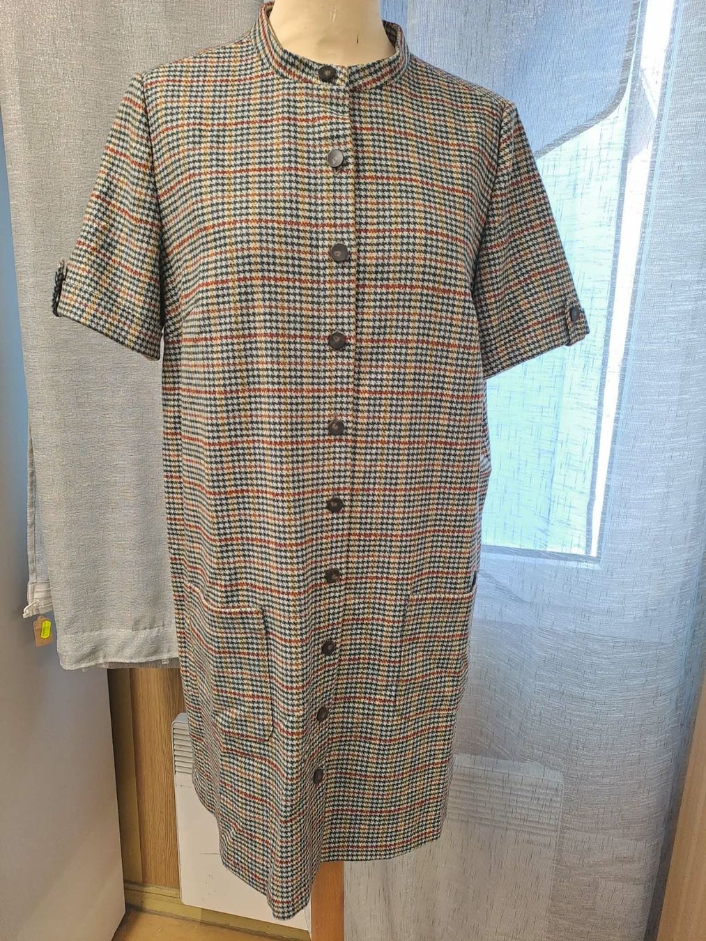Vestiti: Robe chemise Sezane – Usato da La Chaux-de-Fonds venduto da Emmaus2300CDF