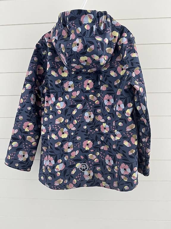 Jacken & Mäntel: Color Kids Softshell Jacke Grösse 110 – Gebraucht aus Rorschacherberg von Venuise 1