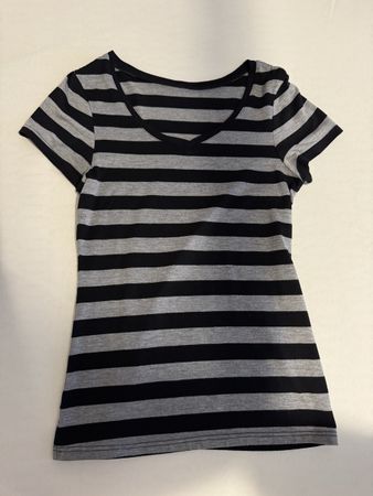 GREY STRIPED SHIRT🌪️