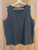 Braunes T-Shirt