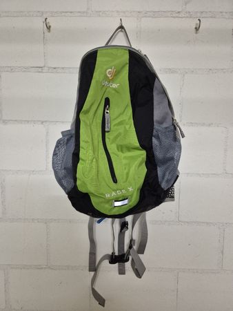 Deuter Race X grün