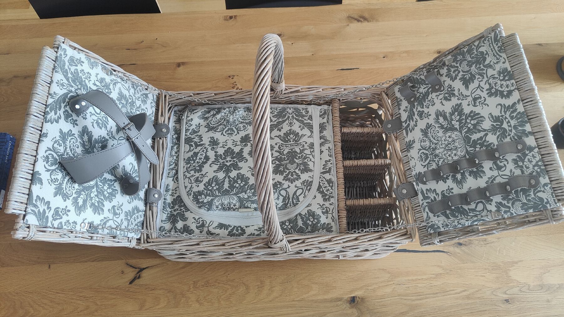 Altro per la casa: Vintage Picknickkorb – Nuovo (secondo la descrizione) da Liestal venduto da Maski11 1