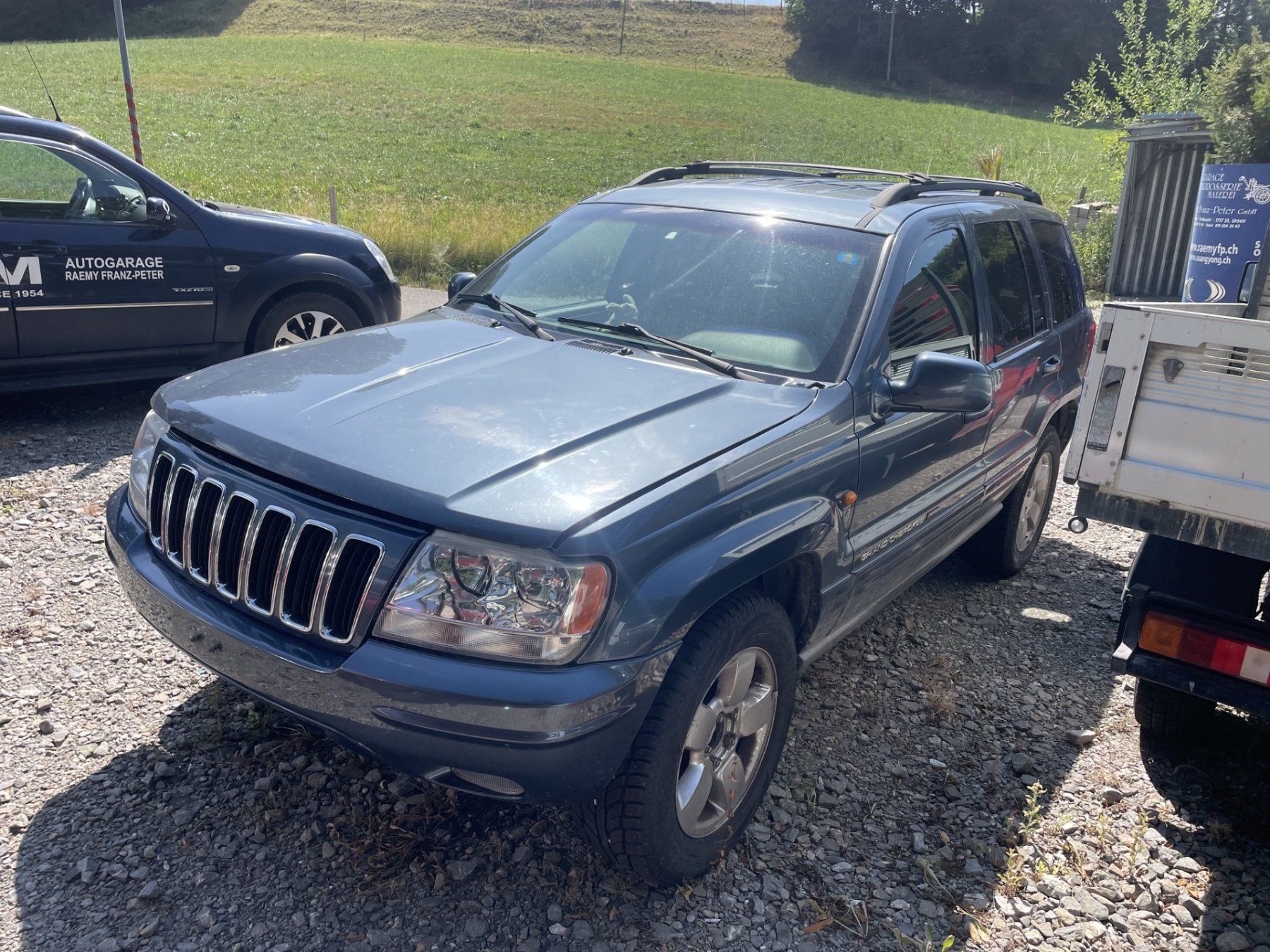 Jeep Automobili: Jeep Grand Cherokee 4.7 V8 – Usato da St. Ursen venduto da michelle027 1