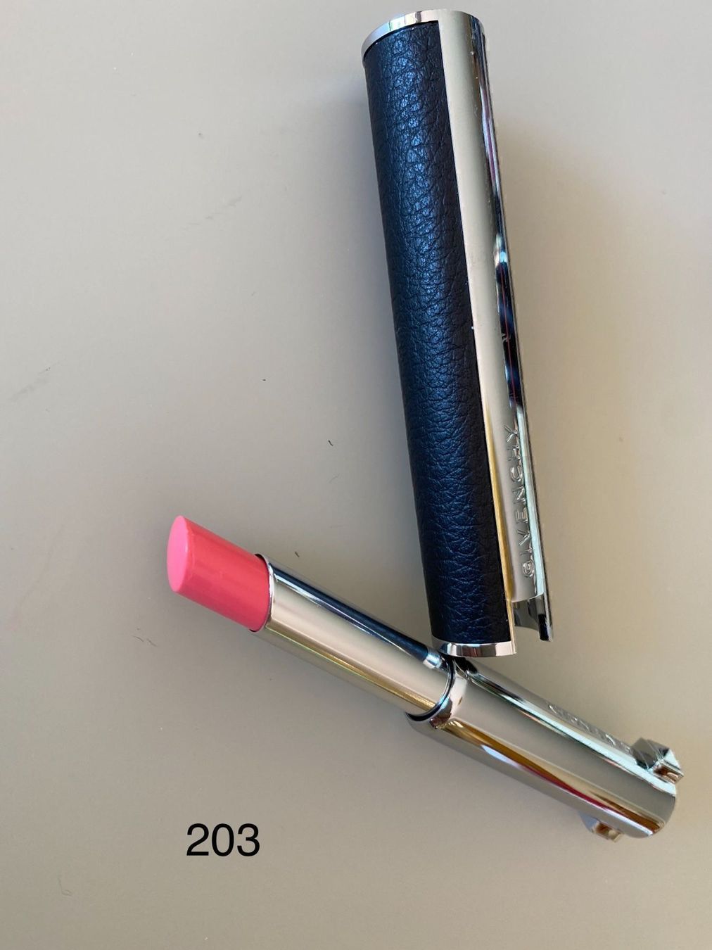 Make-up: Givenchy maquillage lipstick NP 45 – Neu und originalverpackt aus Pully von Natala