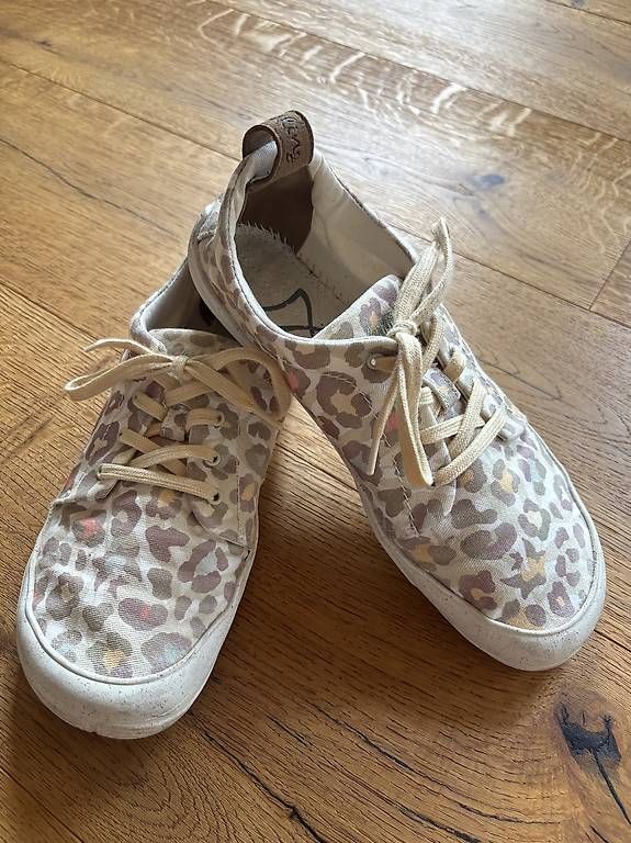Damenschuhe: Wildling Aopri Leo 38 – Gebraucht aus Schwarzenbach SG von rap_s8d9