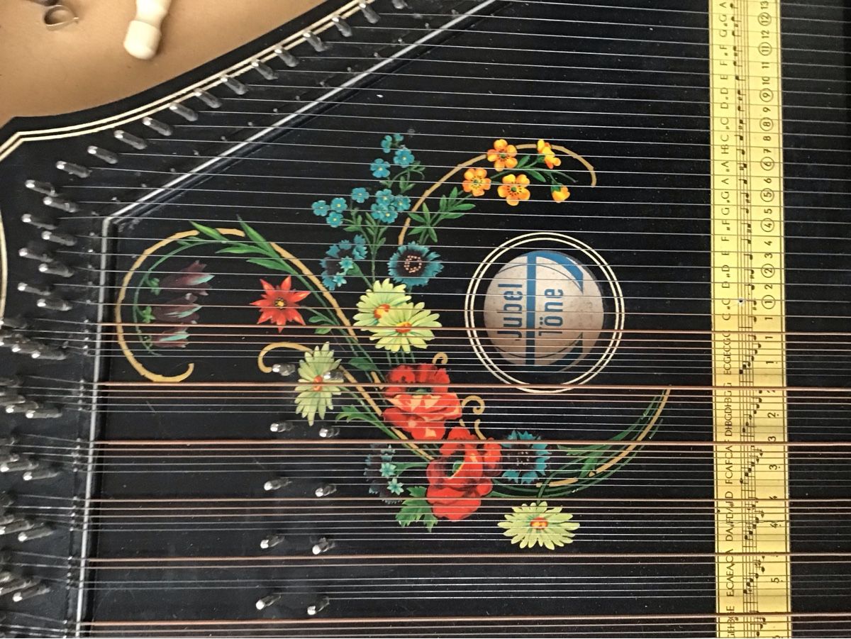 Strumenti musicali: Akkord Zither alt – Usato da Giswil venduto da Pingu109 7