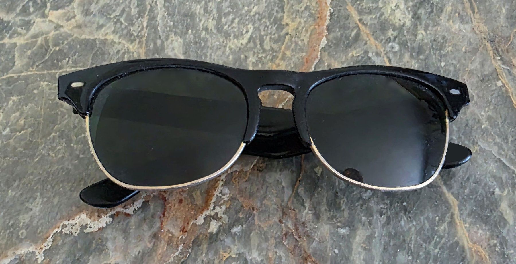 Brillen & Gläser: Sonnenbrille – Gebraucht aus Basel von chrisKB