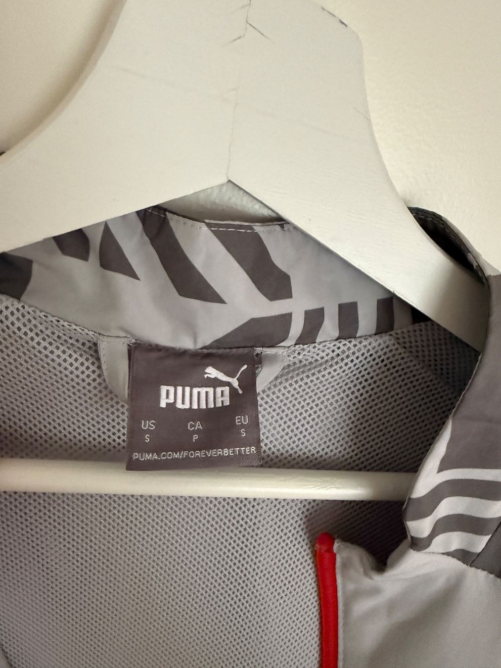 Puma Jacken: Windjacke Puma – Gebraucht aus Küsnacht ZH von nat_m97w 3