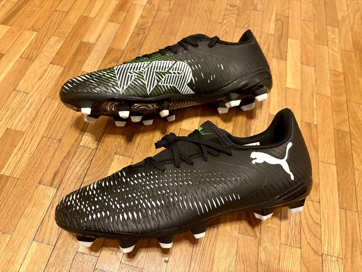 Puma Scarpe per ragazzi: Puma Future 8 Play FG/AG, Size 41- New! – Nuovo e nell'imballaggio originale da Le Grand-Saconnex venduto da AlexeyYu