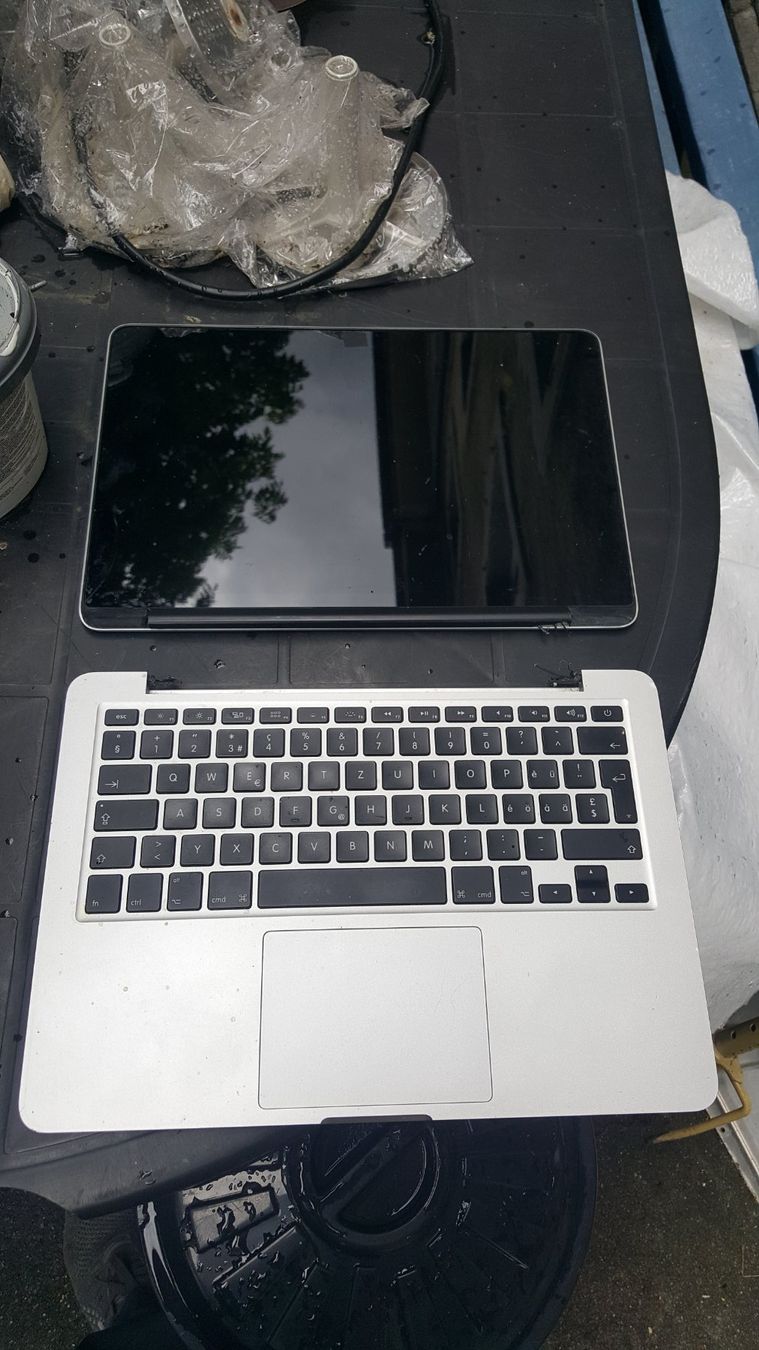 Apple Notebook: MacBook Pro  pour pièces – Difettoso da St-Imier venduto da Sea_gj6q