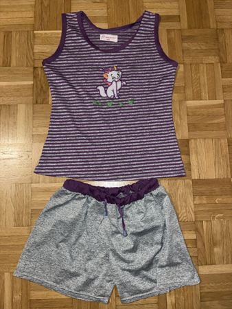 Pyjama für den Sommer