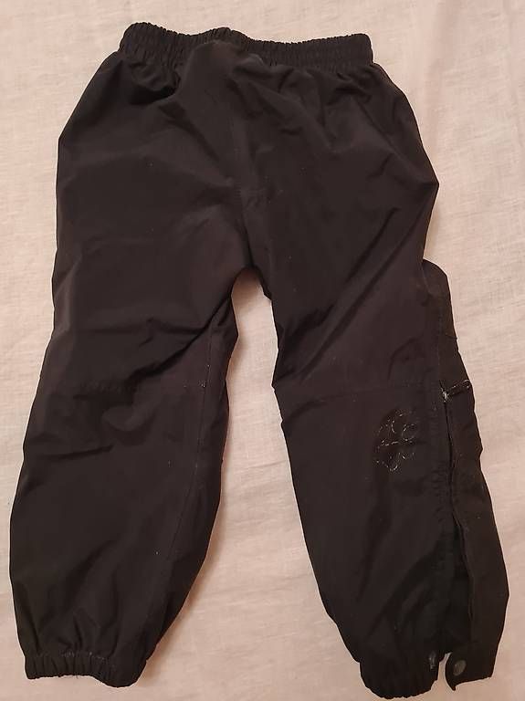 Pantaloni: Jack Wolfskin Regenhose Gr. 104 – Usato da Baar venduto da Loimund