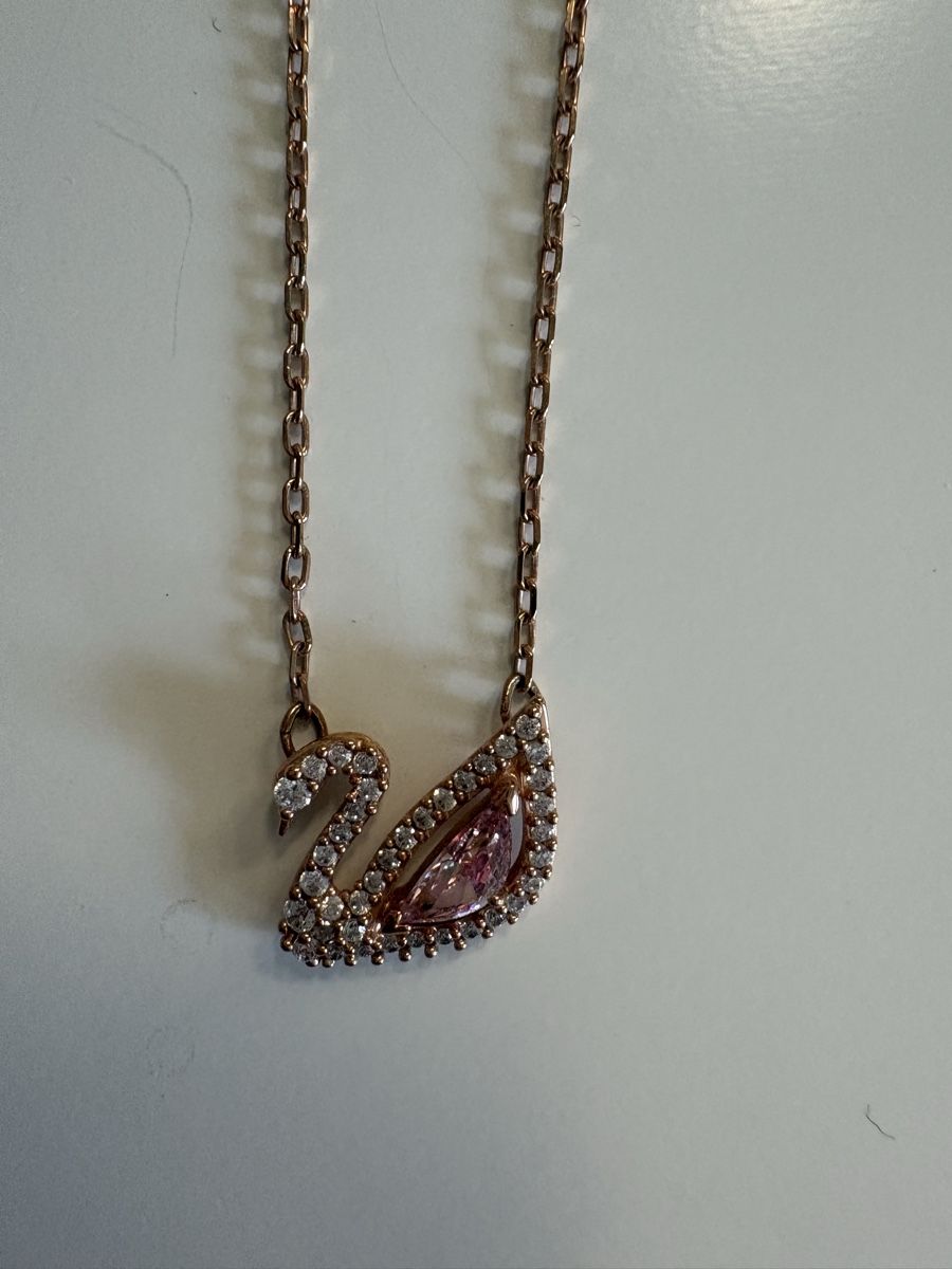 Swarovski Catenine: Swarovski Kette Schwan rosé-gold – Nuovo (secondo la descrizione) da Weisslingen venduto da Ali_z8vw 2