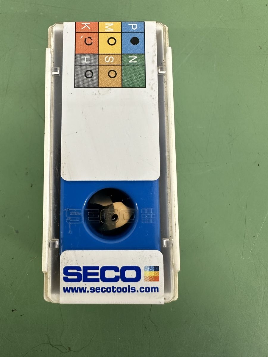Tutti gli attrezzi: Seco SD100-13.50-P, drilling Insert, Bohrer, new in box – Nuovo e nell'imballaggio originale da Aarberg venduto da SNMachines