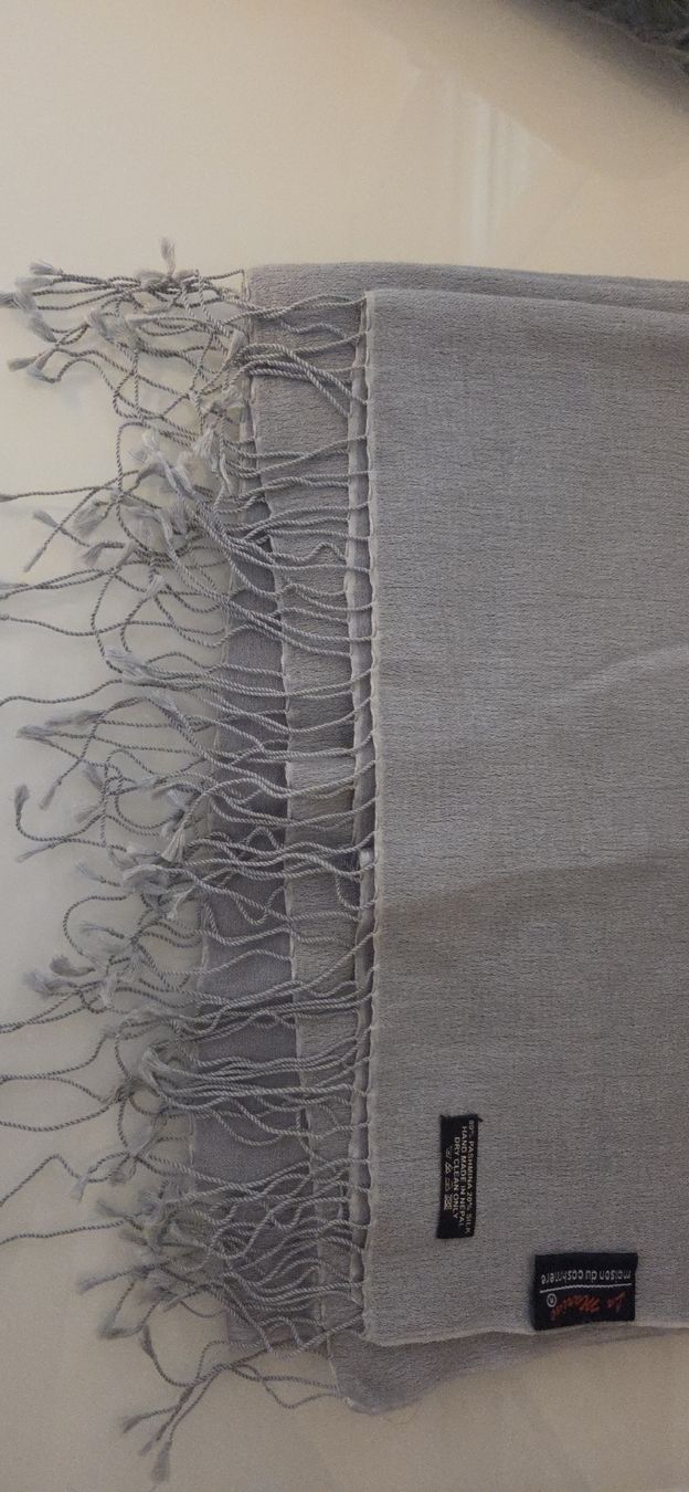 Foulard & Sciarpe: pashmina 80% cashmere/20% seta – Usato da Ascona venduto da principessacaroline