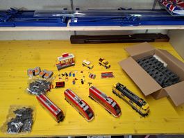 LEGO Züge & Gleise zu verkaufen, guter Zustand!