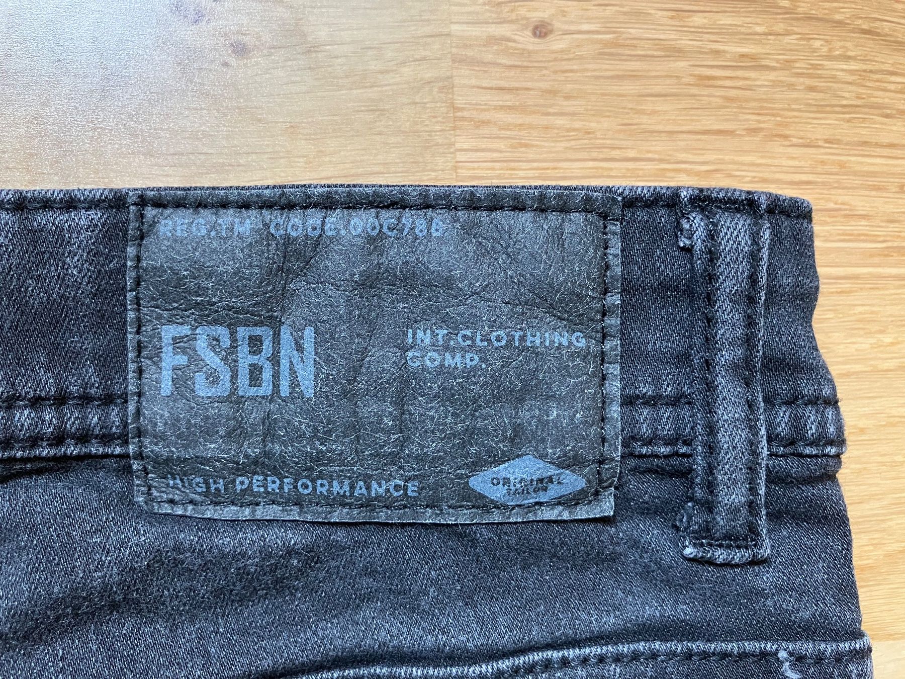 Jeans: 2x Jeans Hosen Grösse 33/30 – Gebraucht aus Urdorf von Chrugitsch 5