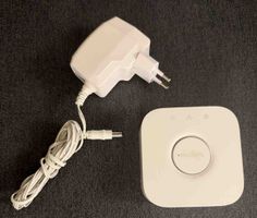 Philips Hue Bridge WLAN-Box neuwertiger Zustand
