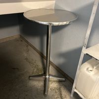 Bistro Tisch