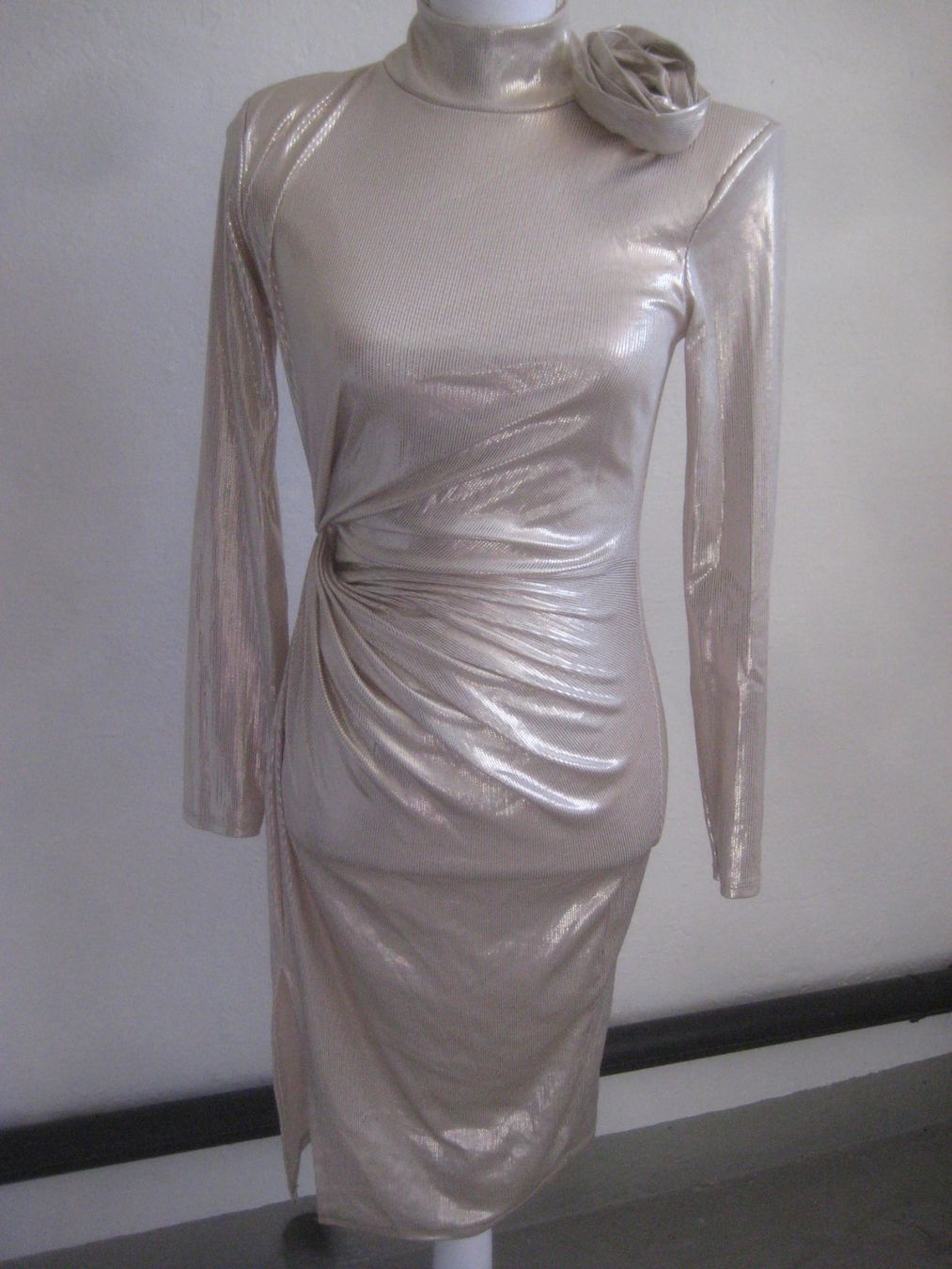 Robes: DAMEN  KLEID – D'occasion à Uster par flocke1