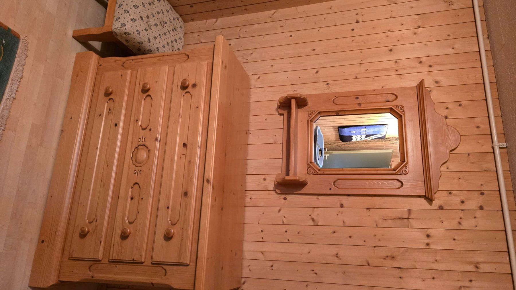 Voglauer Betten: Schlafzimmer" Voglauer" massiv – Gebraucht aus Widen von sch_z2xp 1