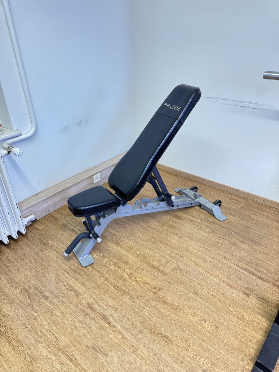 Hometrainer: Bench Verstellbare Hantel Bank Body Solid Robust Stabil – Usato da Uetliberg venduto da Mitinsky