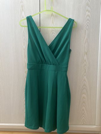 Jumpsuit ONLY grün Grösse XS Spitzen Einsätze V Ausschnitt