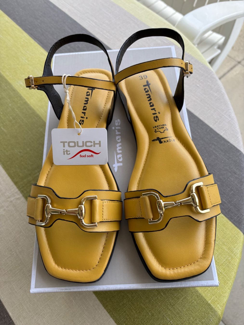 Tamaris Scarpe da donna: Sandalettes neuve Tamaris p.39. Cuir – Usato da Murten venduto da Louis1954