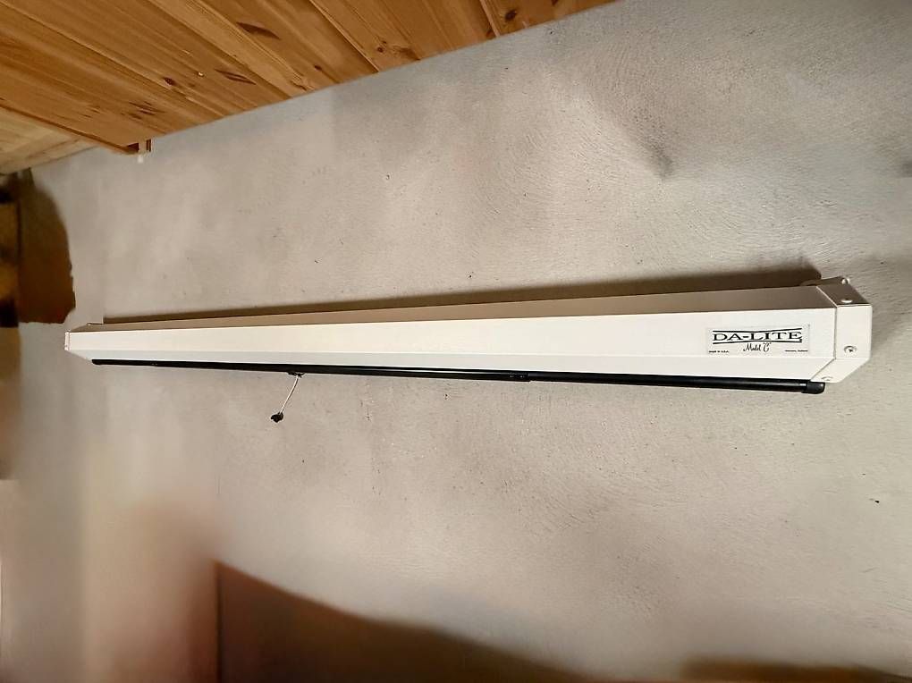 Autres accessoires: Leinwand DA-LITE Model C mit CSR – D'occasion à Reinach BL par Beutling 1