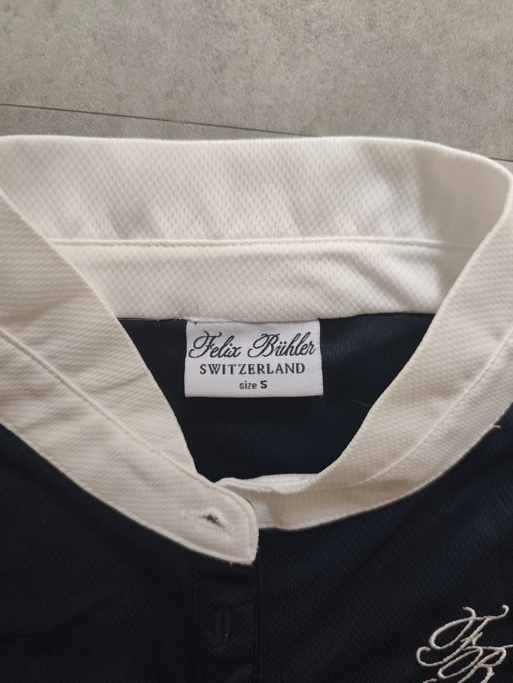 Felix Bühler T-shirt: Felix Bühler Turnier Shirt, Grösse S – Usato da Muri b. Bern venduto da Vuissens 1