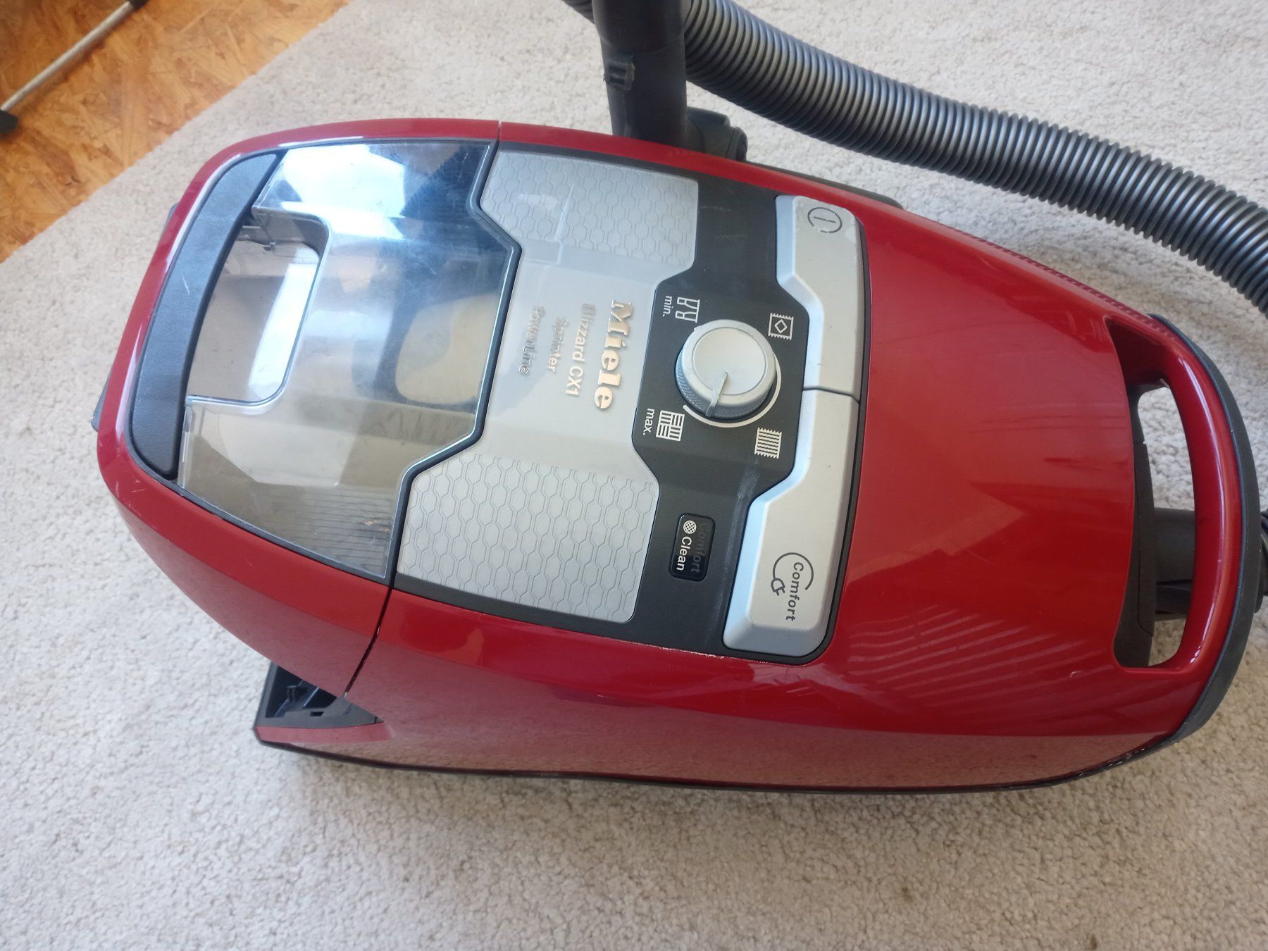 Miele Aspirapolveri & Accessori: Staubsauger Miele Blizzard CX1 – Usato da Prez-vers-Siviriez venduto da Monija70 1