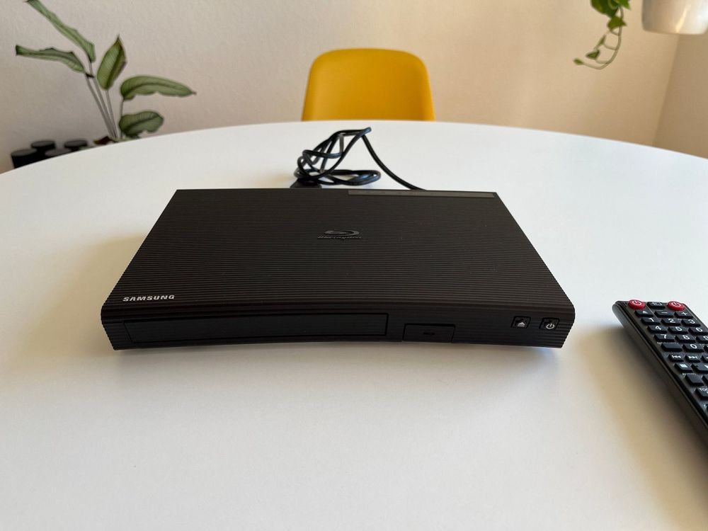 Samsung Bluray 3D player BDJ5500 Kaufen auf Ricardo