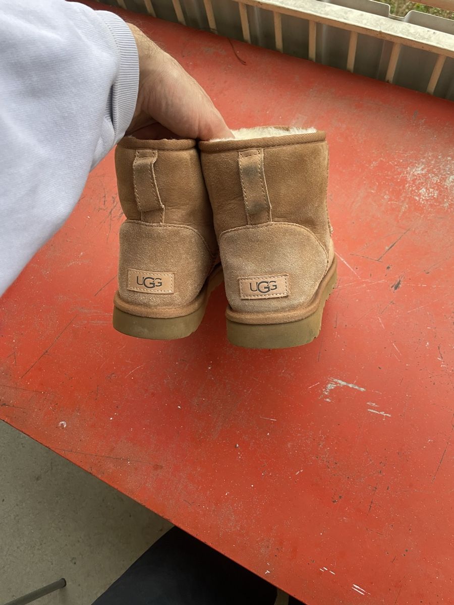 Ugg Herrenschuhe: UGGS 44 – Gebraucht aus Zürich von ebclassique 1
