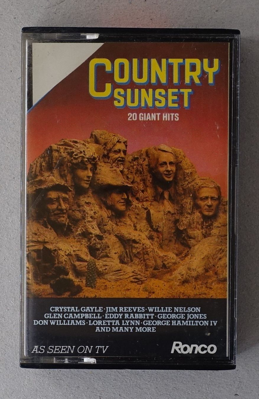 Musicassette: Country Sunset - 20 Giant Hits – Usato da Sessa venduto da discoverymedia