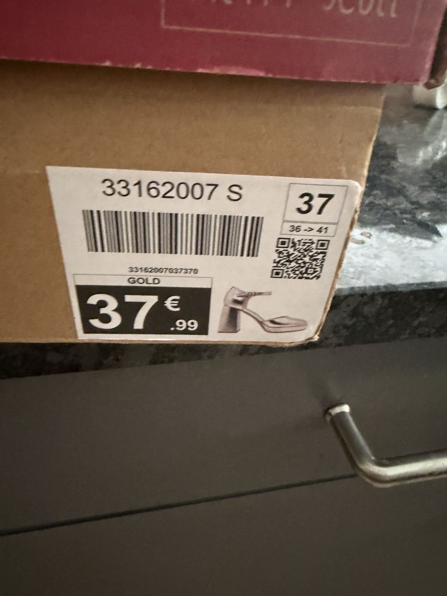 Scarpe da donna: Merry Scott gold platform heels size 37 – Nuovo e nell'imballaggio originale da Baar venduto da Gar_f9sz 4