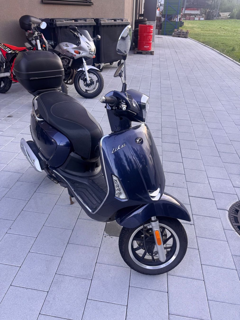 Kymco Scooters: Kymco Like 2 125i – D'occasion à Sarnen par auer-power-gmbh 1