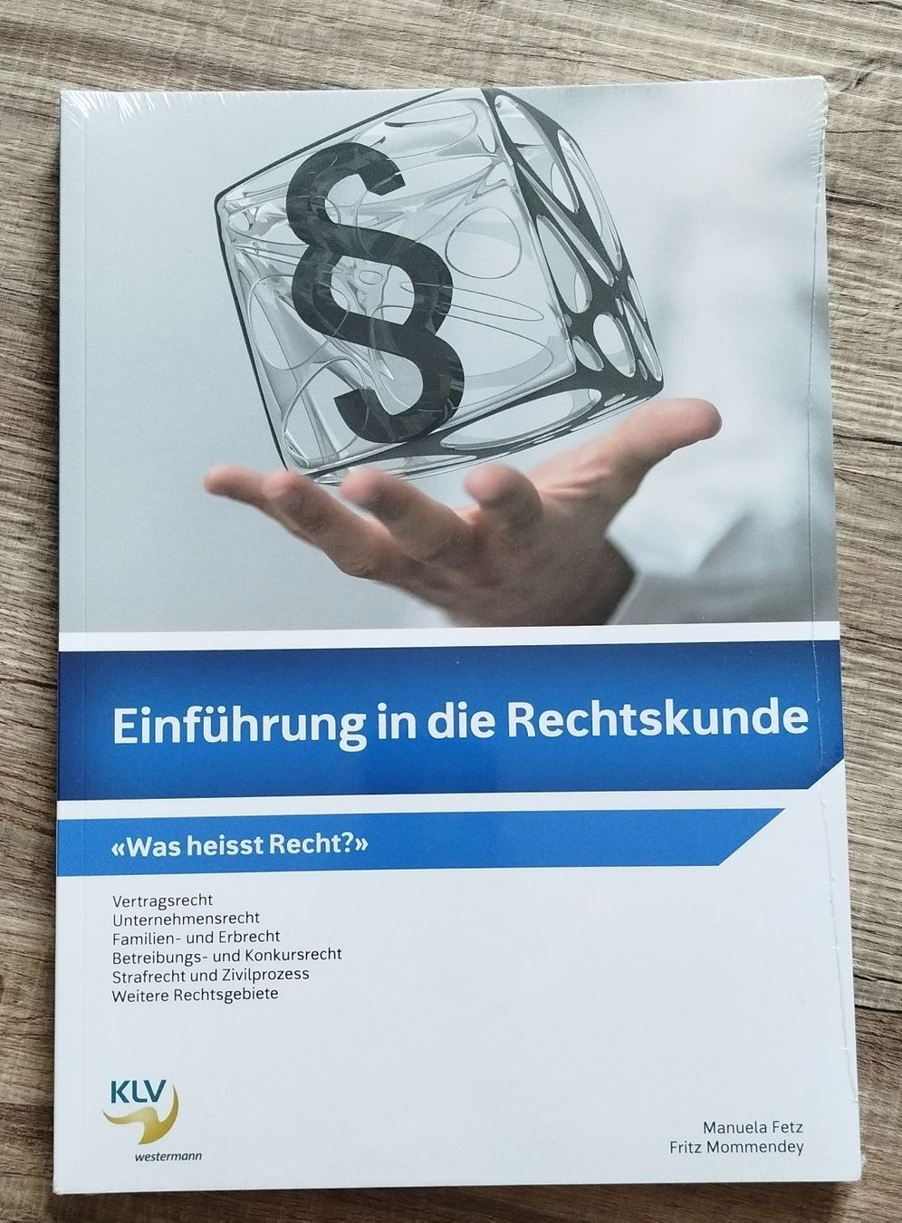 Livres: Einführung in die Rechtskunde Buch: Neu – Neuf avec emballage d'origine à Wiesendangen par Artussubscribe3
