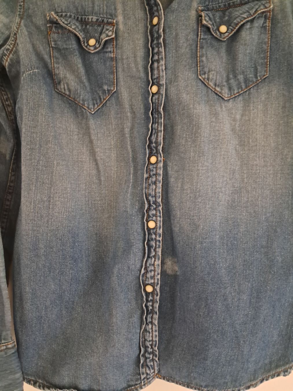 Gap Camicette: Chemise en jean - Gap Taille M – Nuovo (secondo la descrizione) da Aubonne venduto da erinrose 3