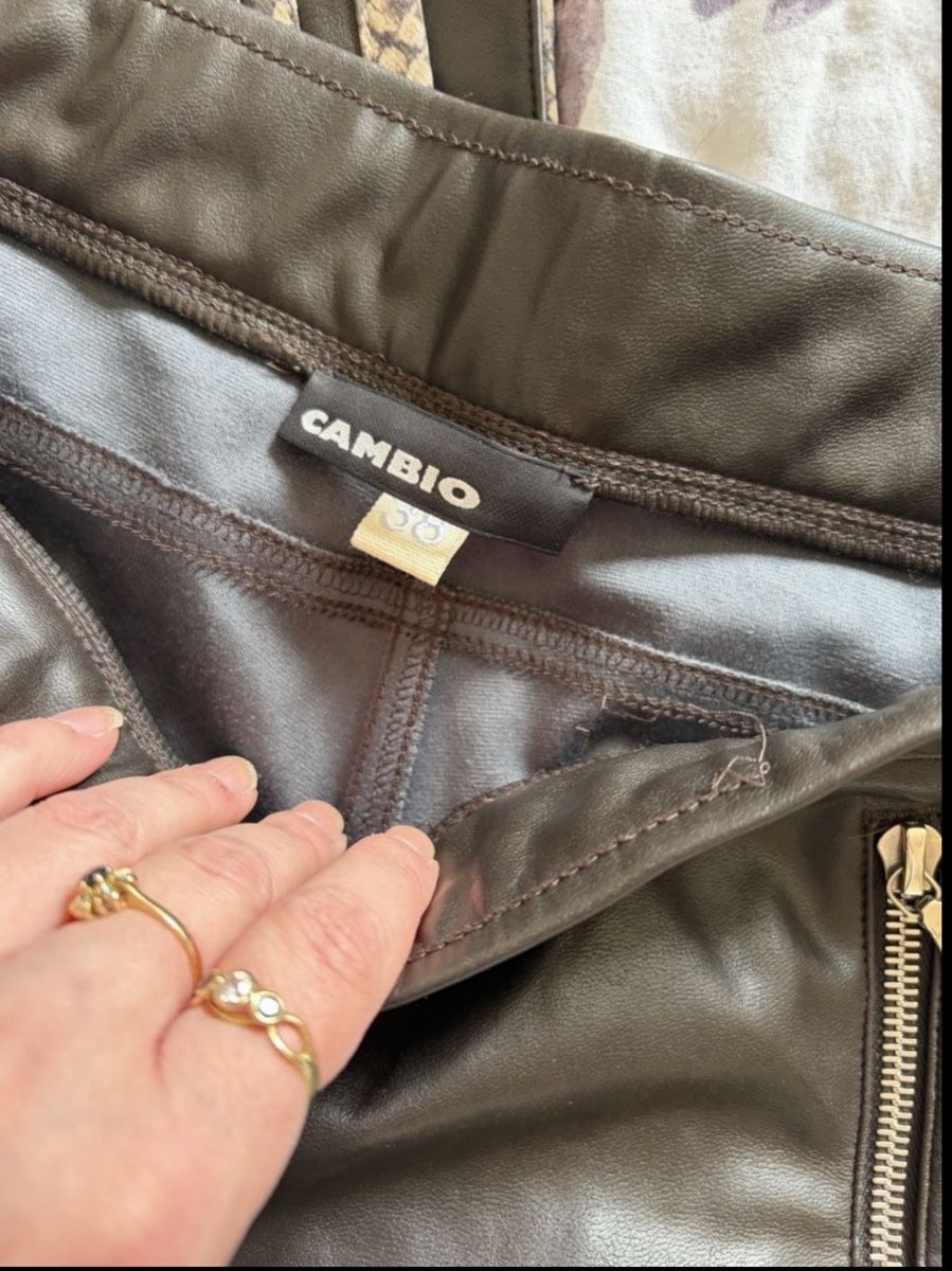 Cambio Pantaloni: Cambio Hose Grösse 38  – Usato da Basel venduto da Brunner.T 3