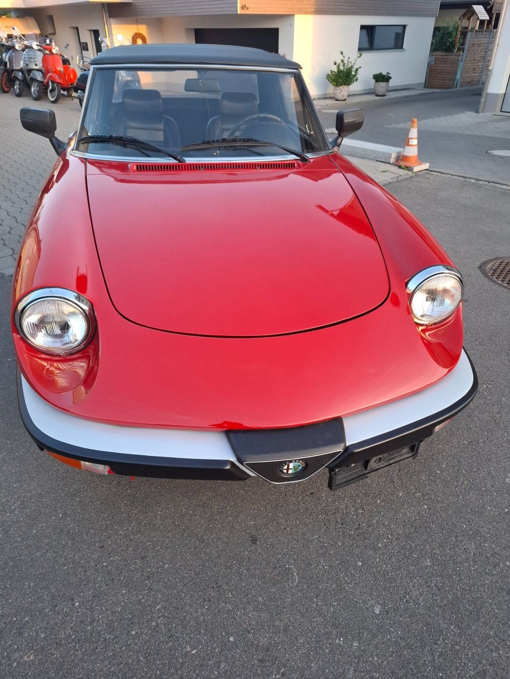 Alfa Romeo Automobili: Alfa Romeo Spider 2.0 aus 1987 – Usato da Hefenhofen venduto da Garage_Barone