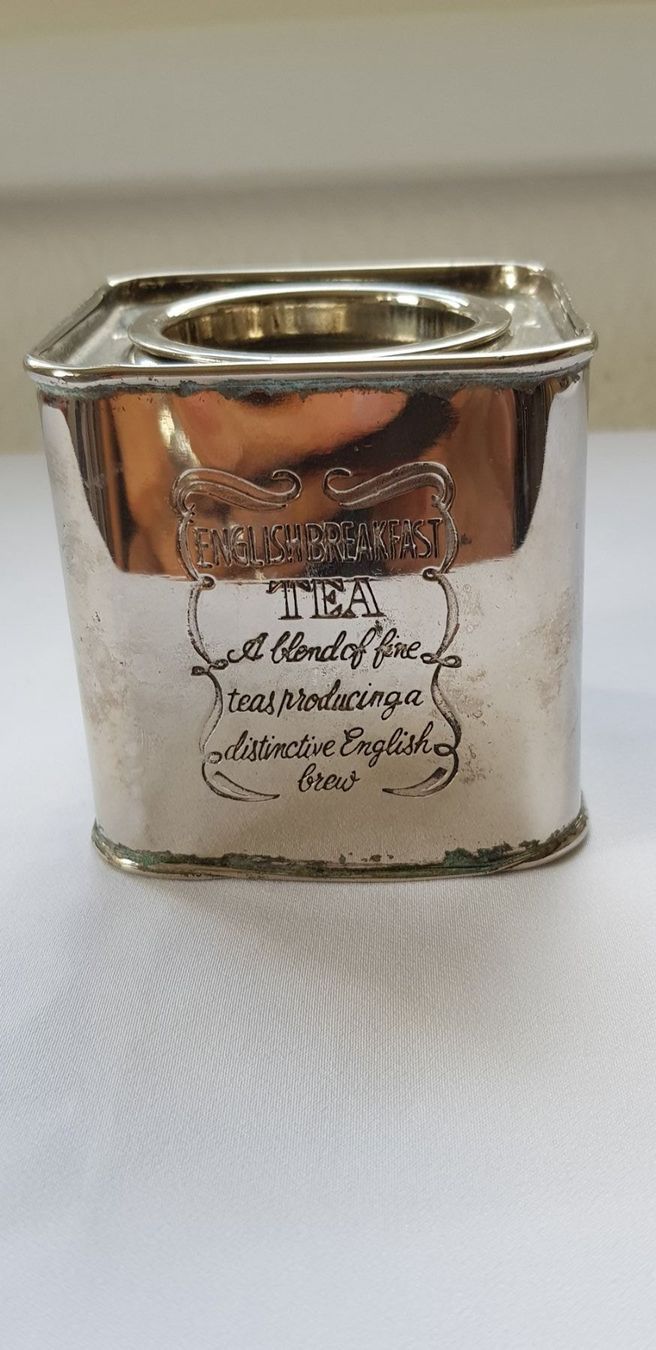 Set di piatti: Teedose "English Breakfast Tea" sehr alt – Usato da Dällikon venduto da Toyfan 6