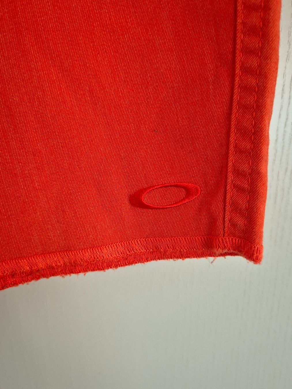 Oakley Pantaloni: Oakley Shorts Gr. 28 – Usato da Volketswil venduto da Dokinka 1