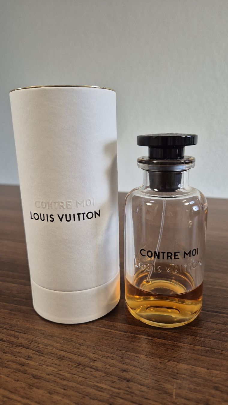 Louis Vuitton Profumi & Eau de Toilette: Contre Moi Louis Vuitton Parfum 100ml – Usato da Oberentfelden venduto da Principessa75